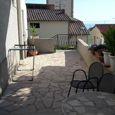 Guest House Lucija Makarska Eksteriør billede